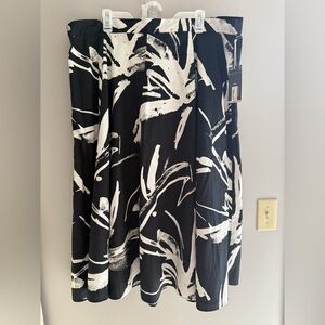Worthington Womens Black White Maxi Skirt SZ 18W Abstract New Cotton Pleated